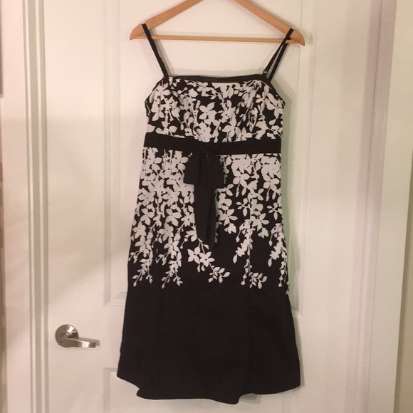Covington Dresses Size 6 - Picture 2 of 12